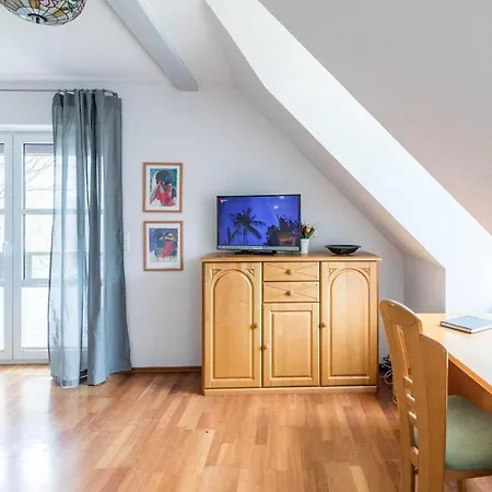 Alt 12 Apartment